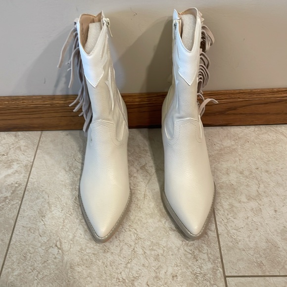 New Cowboy Boots - Picture 2 of 9